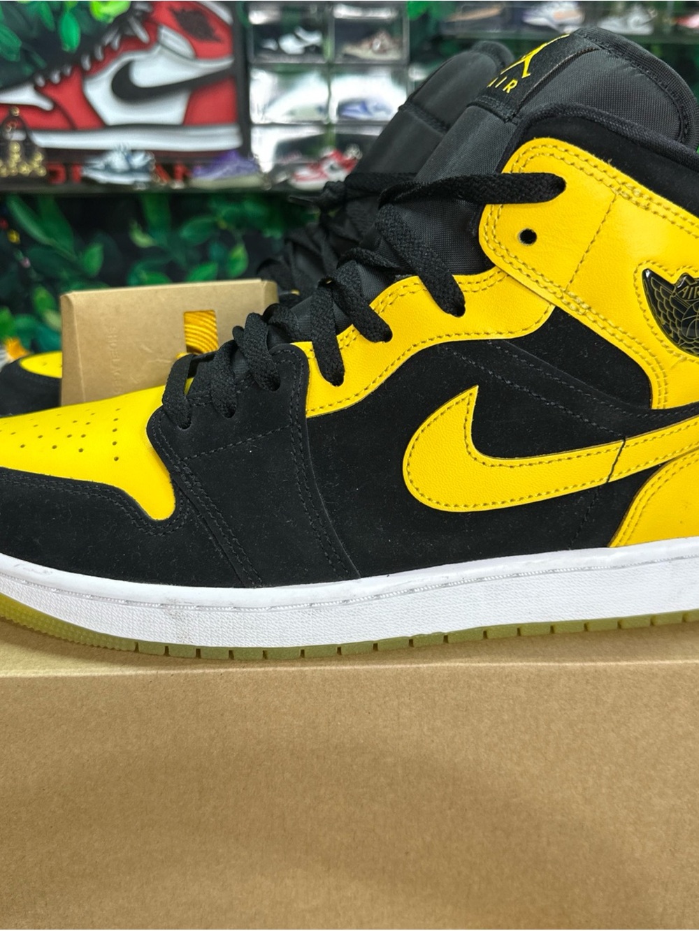 Jordan 1 Mid New Love 2025 Size 12M